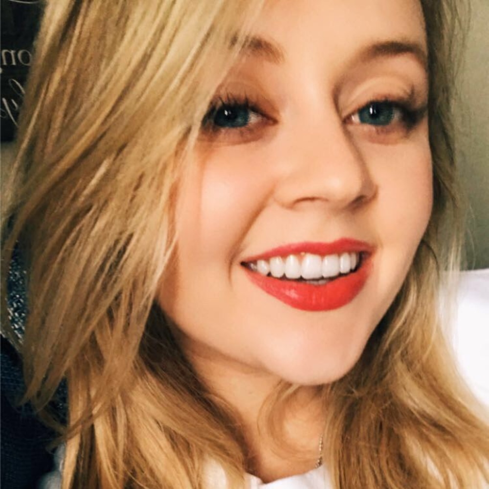 Meet your Posher, Alyssa